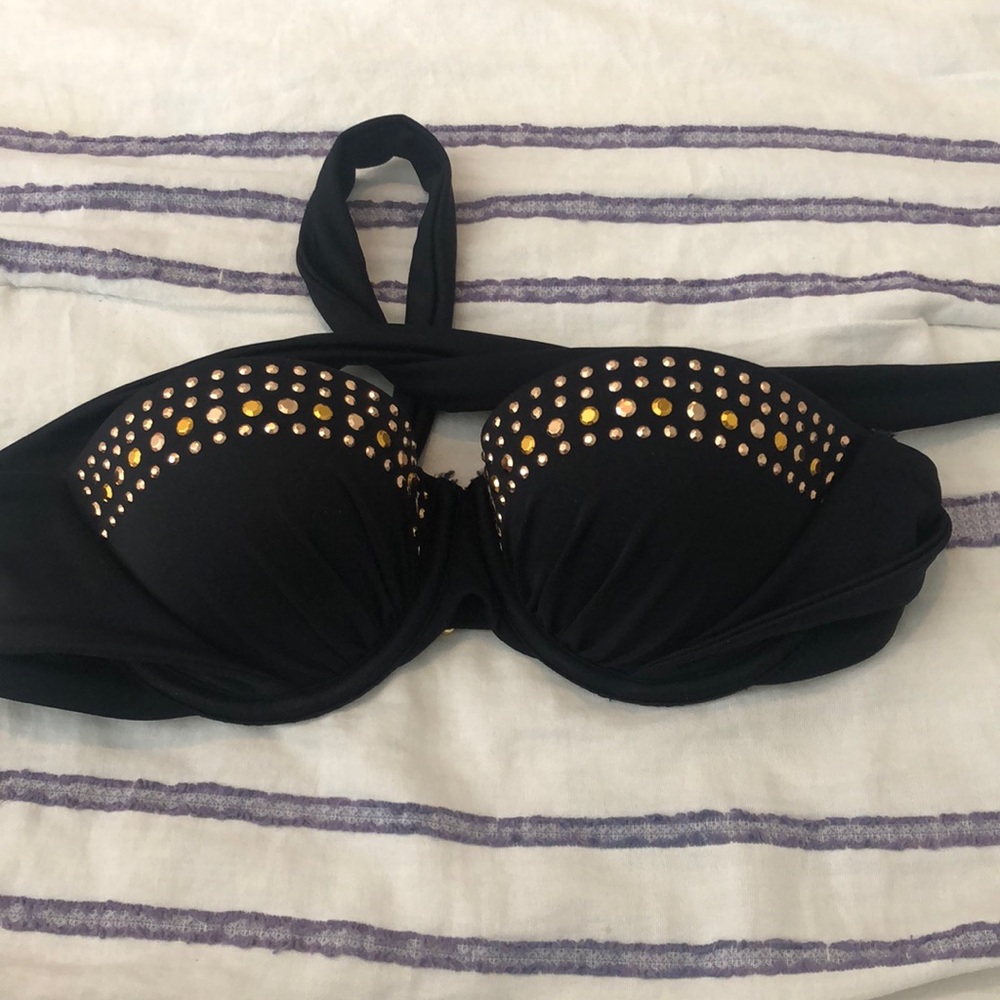 Victoria Secret Baiting suit top